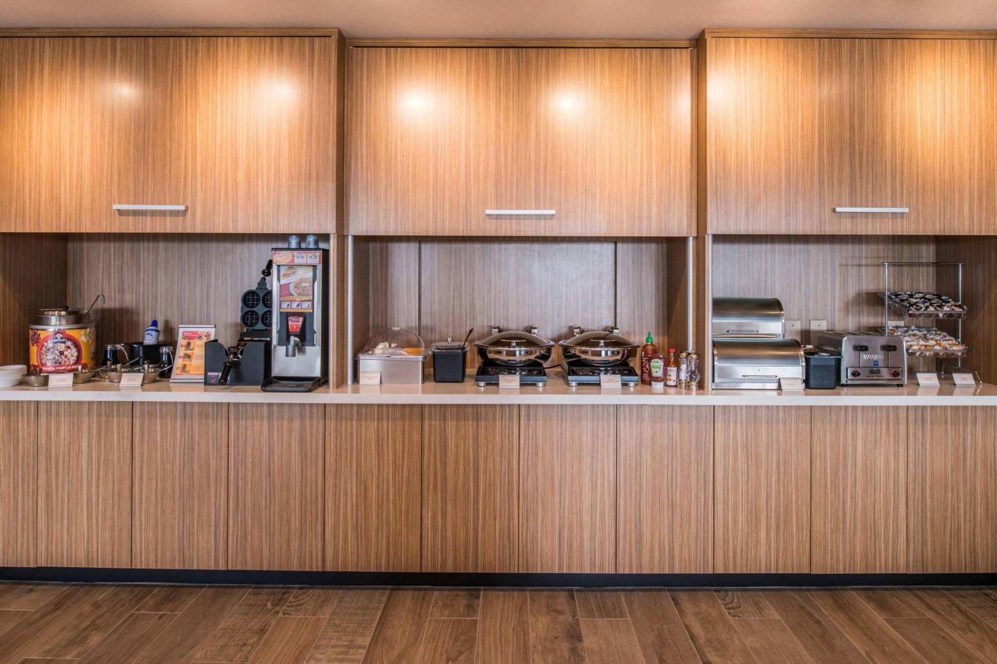 Towneplace Suites By Marriott Merced Kültér fotó